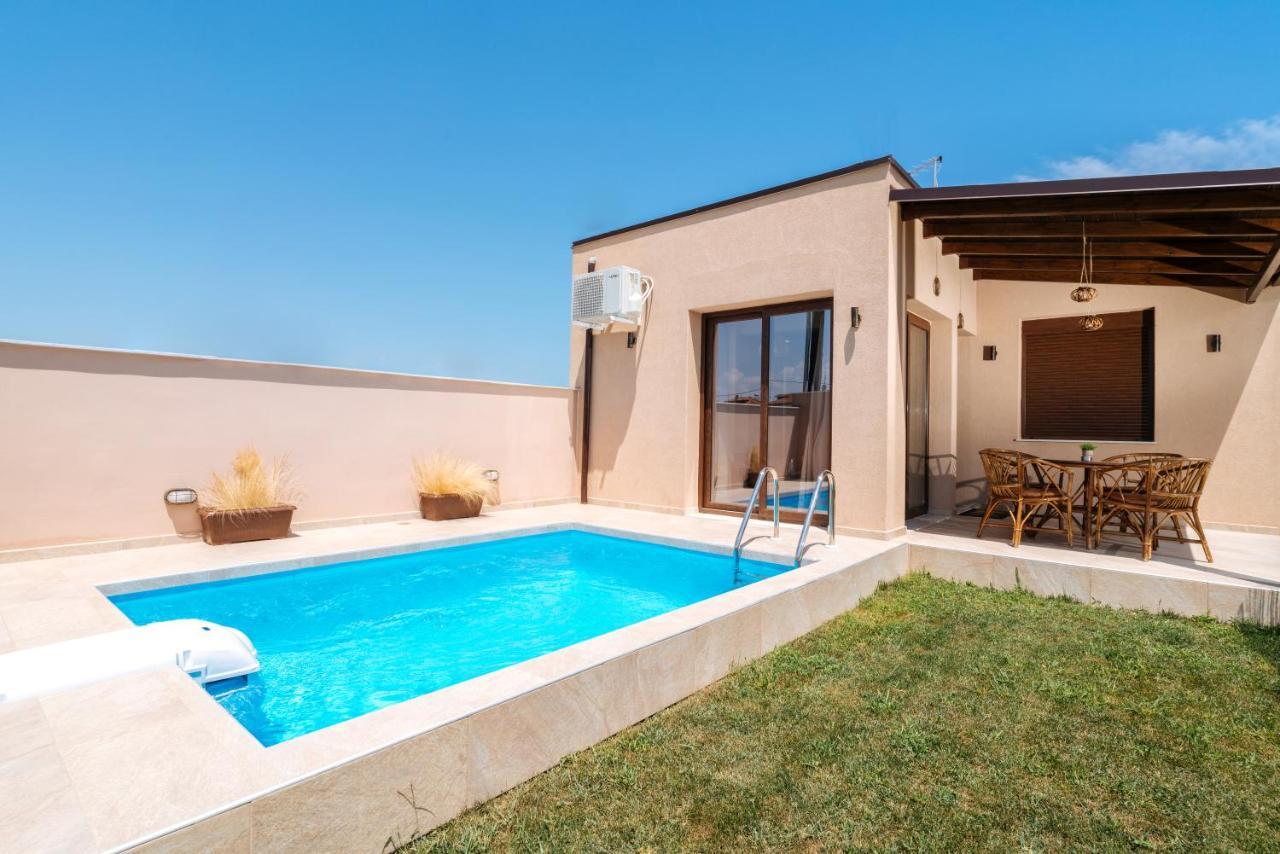 Salve Holiday Houses Paralía Exterior foto